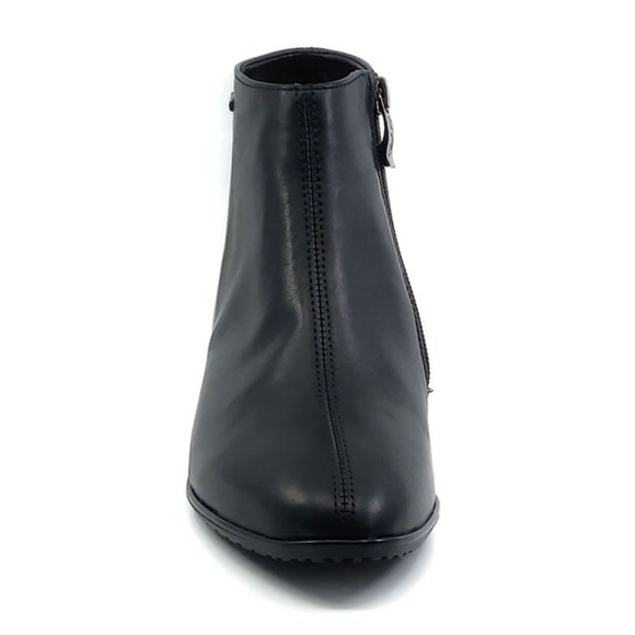 Ara Prisha Black Leather GORE-TEX Zip Ankle Boot 6.5 NWT - Picture 3 of 9